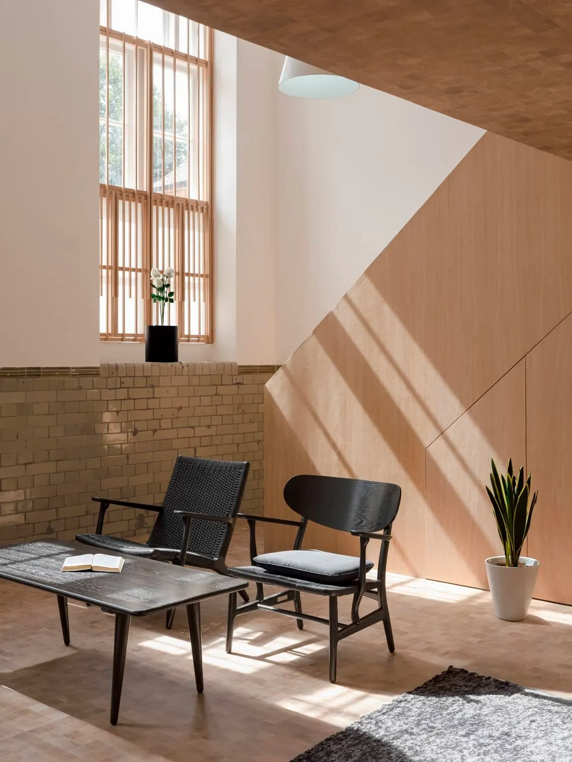 Apartment Block, Clerkenwell, EC1 &mdash; Coffee table