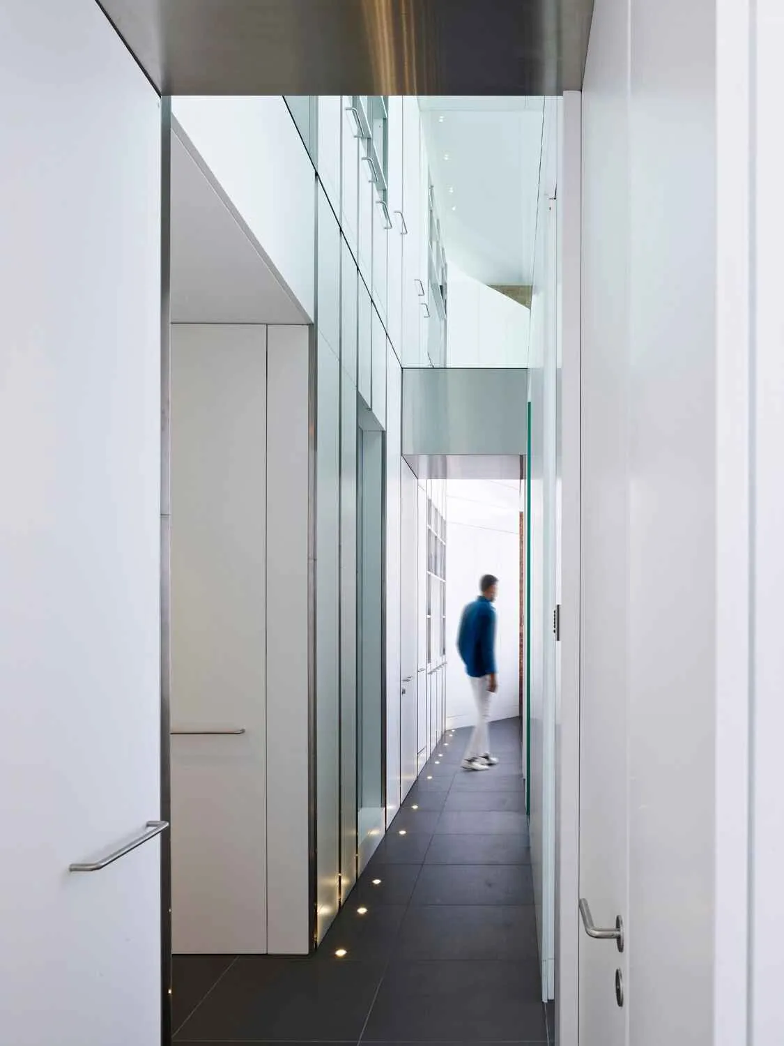 Canyon House, Clerkenwell, EC1 &mdash; Double height circulation