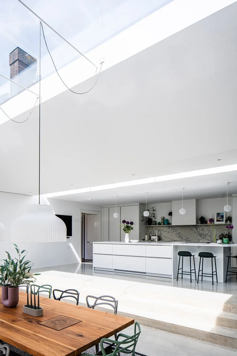 Garden Lodge, Harpenden, AL5 &mdash; Dining rooflight and kitchen