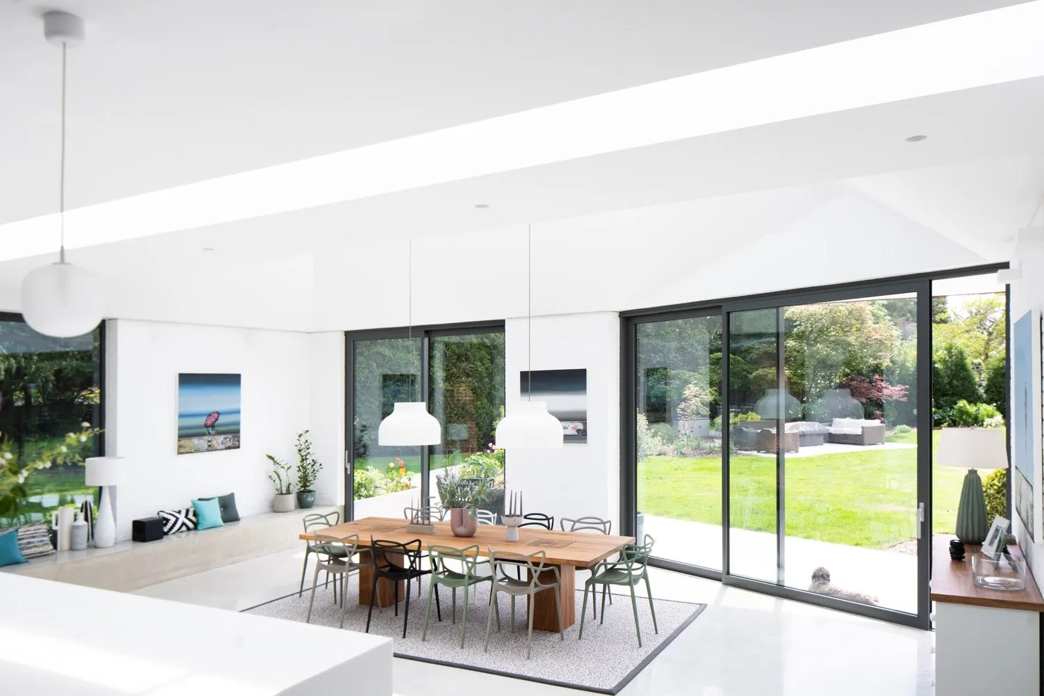 Garden Lodge, Harpenden, AL5 &mdash; Wide angle of dining