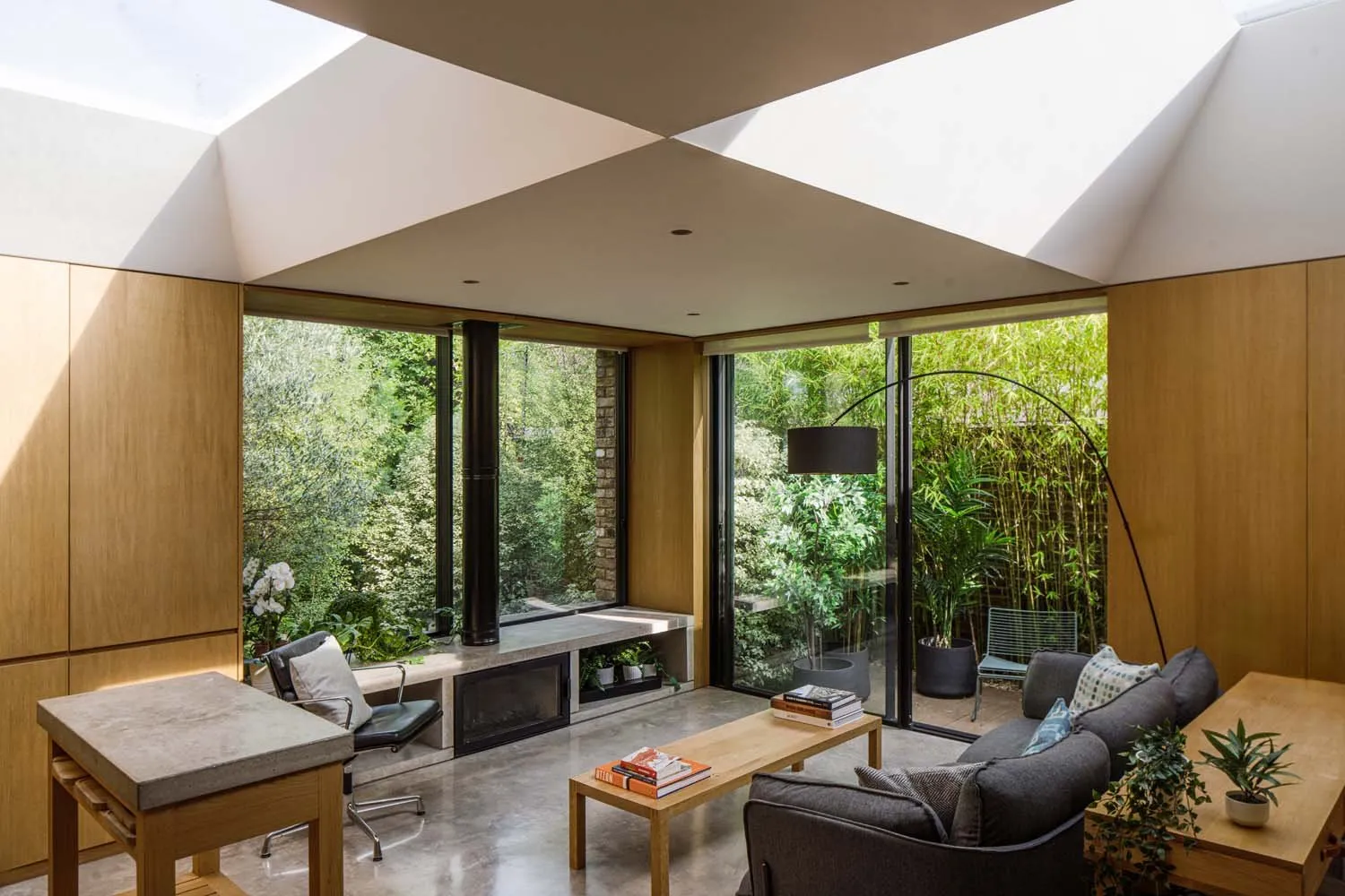 Hidden House, Clerkenwell Green, EC1 &mdash; Living room