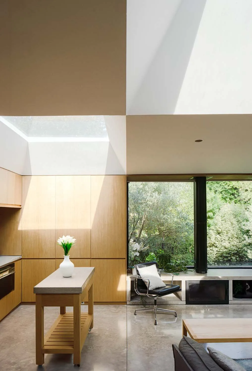 Hidden House, Clerkenwell Green, EC1 &mdash; Skylights light