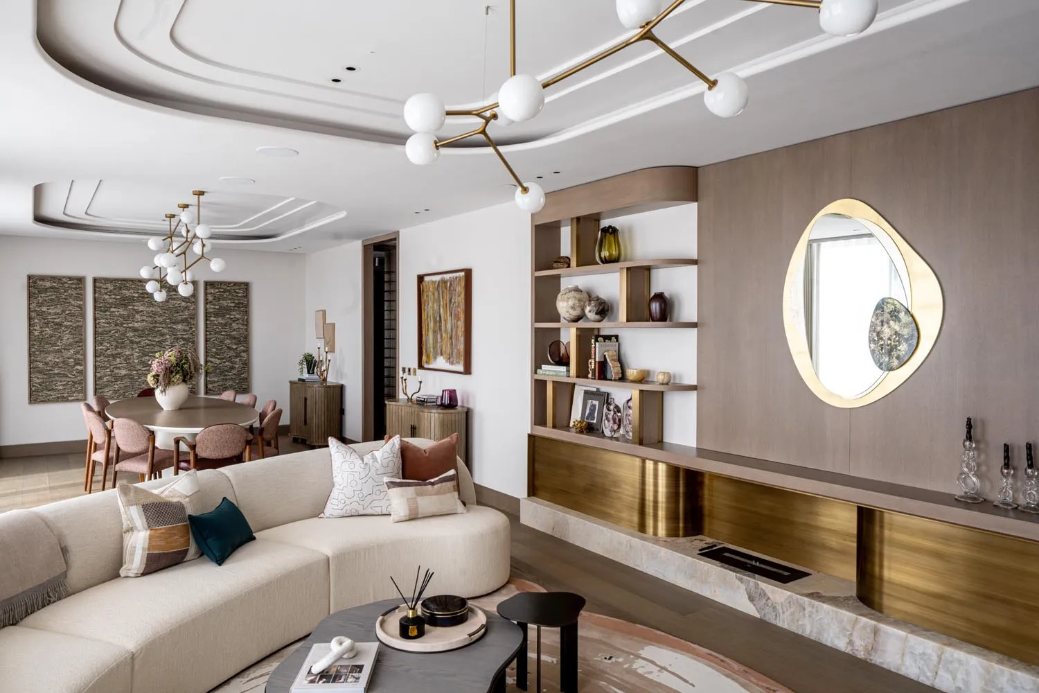 Holland Park Penthouse, Kensington &mdash; living room, curved ceiling