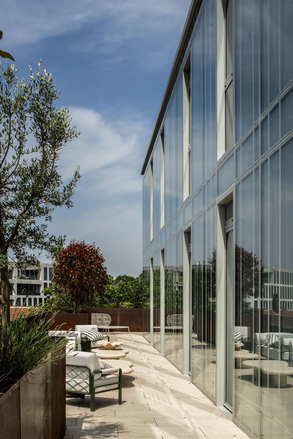 Holland Park Penthouse, Kensington &mdash; terrace, furniture and glazing