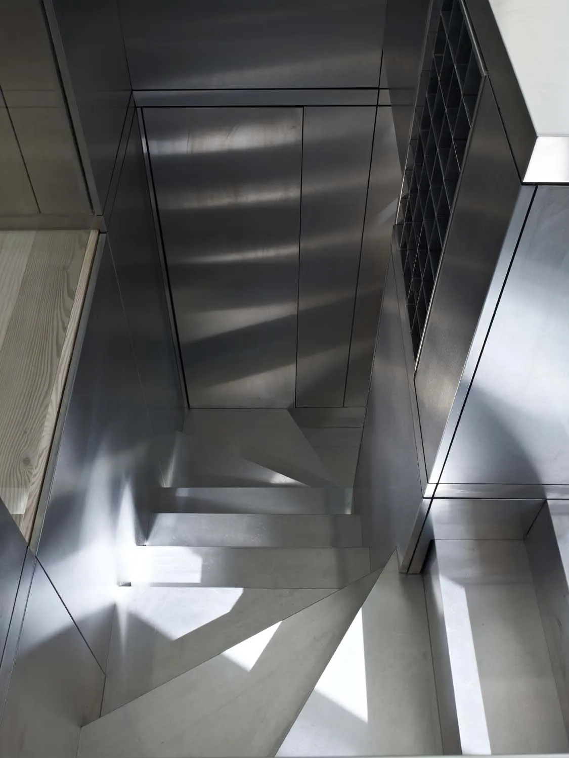 Island Home, Shoreditch, N1 &mdash; Stairs