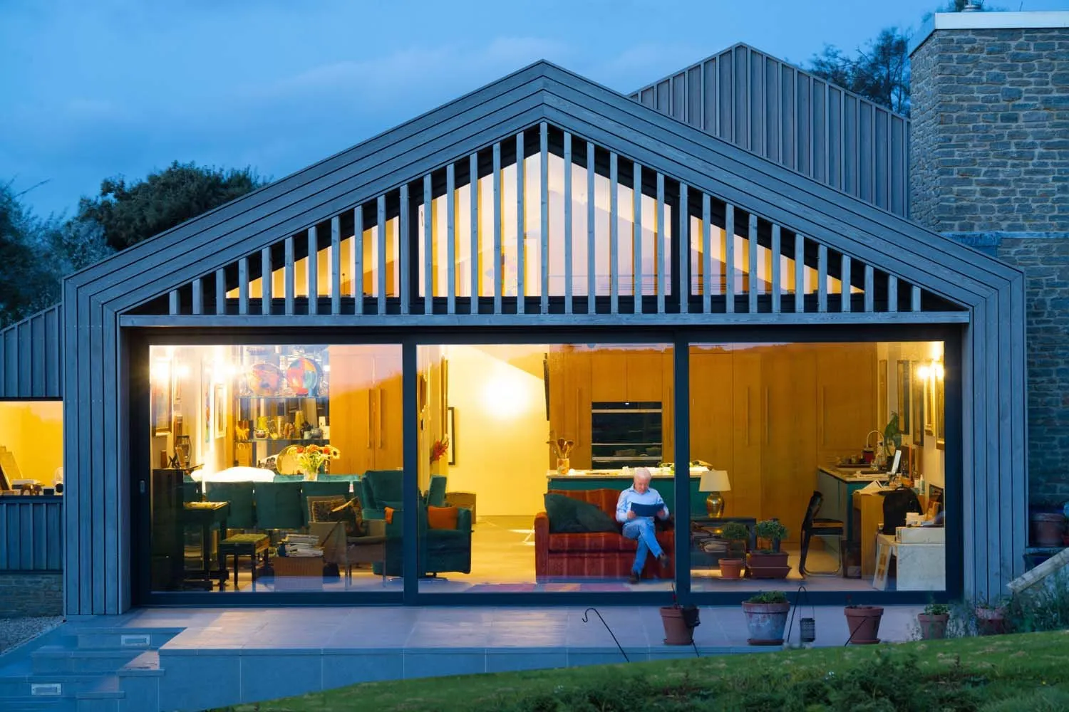 Modern Barn, Dorset, Jurassic Coast &mdash; Dusk rear window