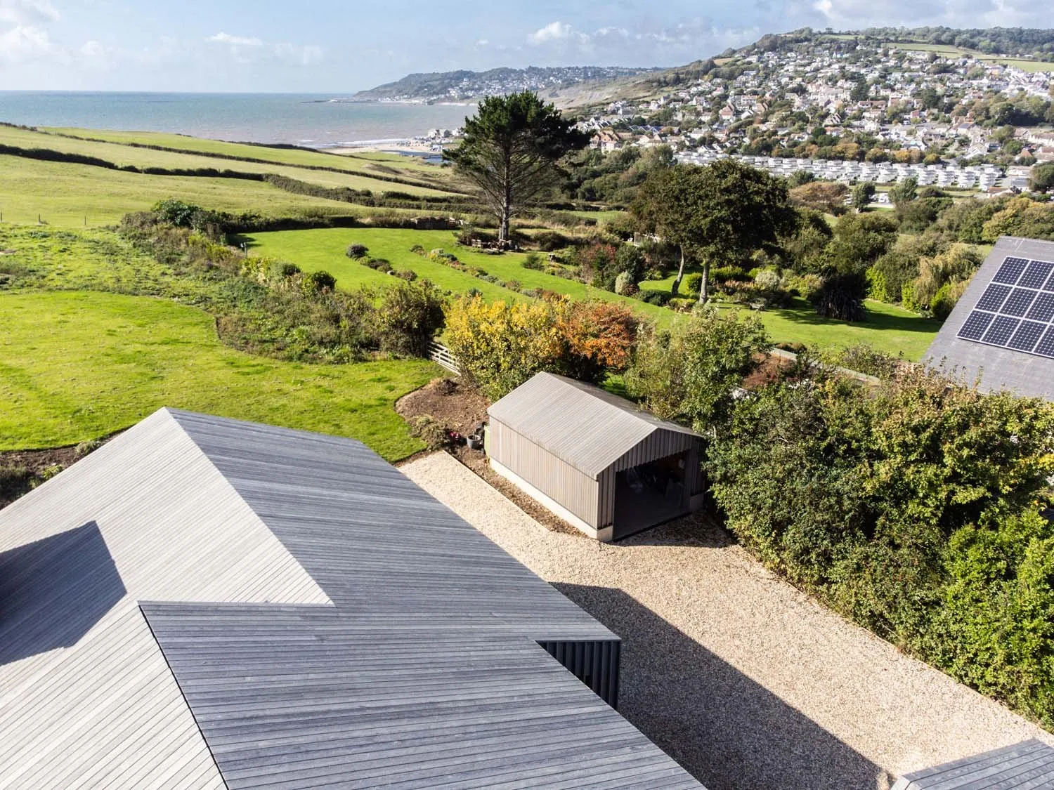 Modern Barn, Dorset, Jurassic Coast &mdash; Surrounding view
