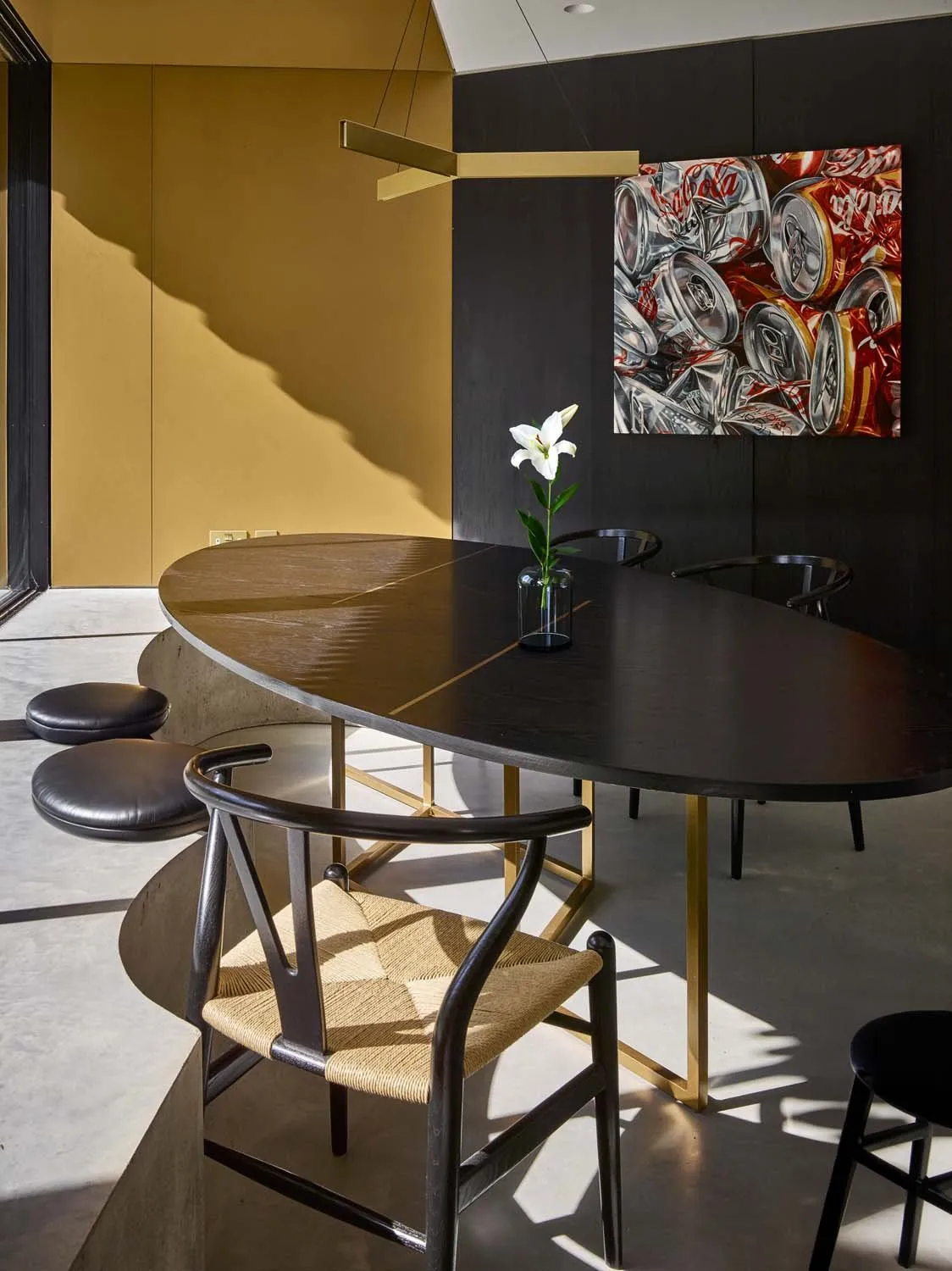 Modern Detached, Harpenden, AL5 &mdash; Dining table