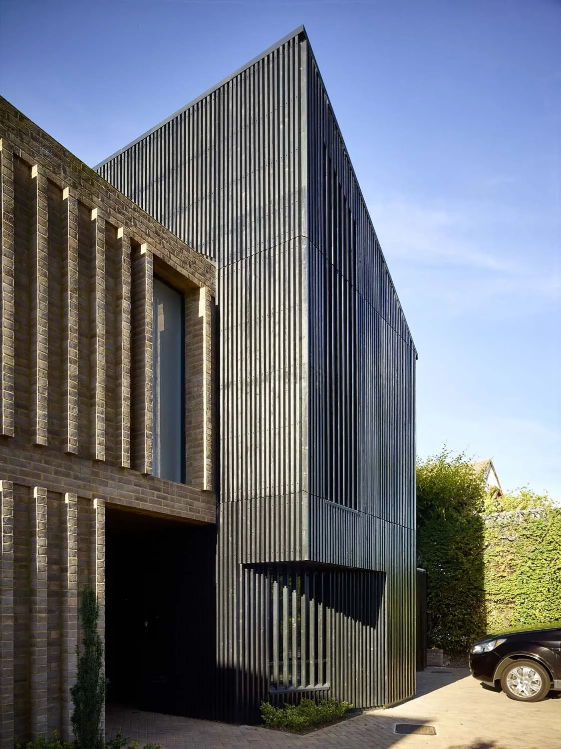 Modern Detached, Harpenden, AL5 &mdash; External entrance