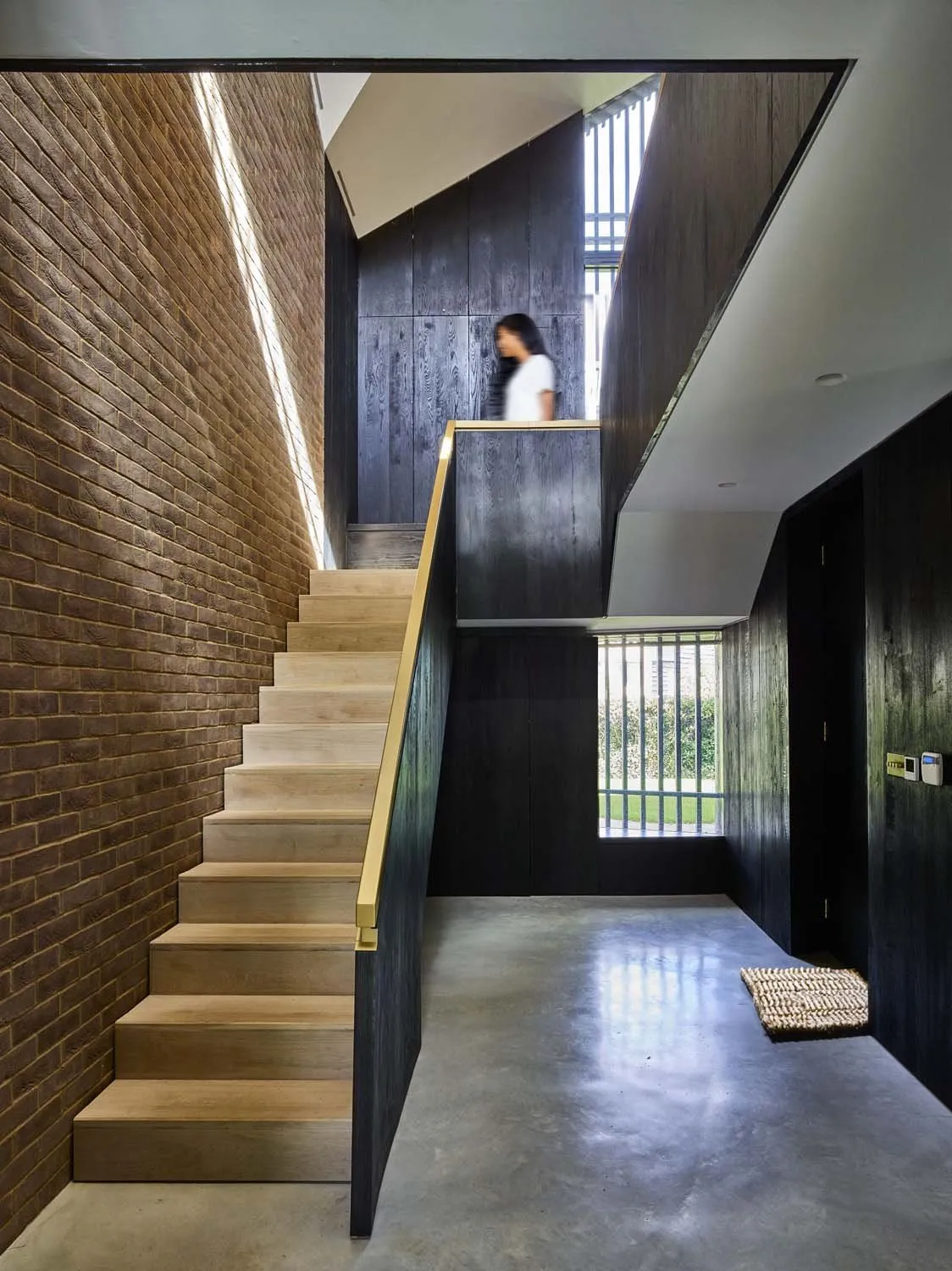 Modern Detached, Harpenden, AL5 &mdash; Hallway