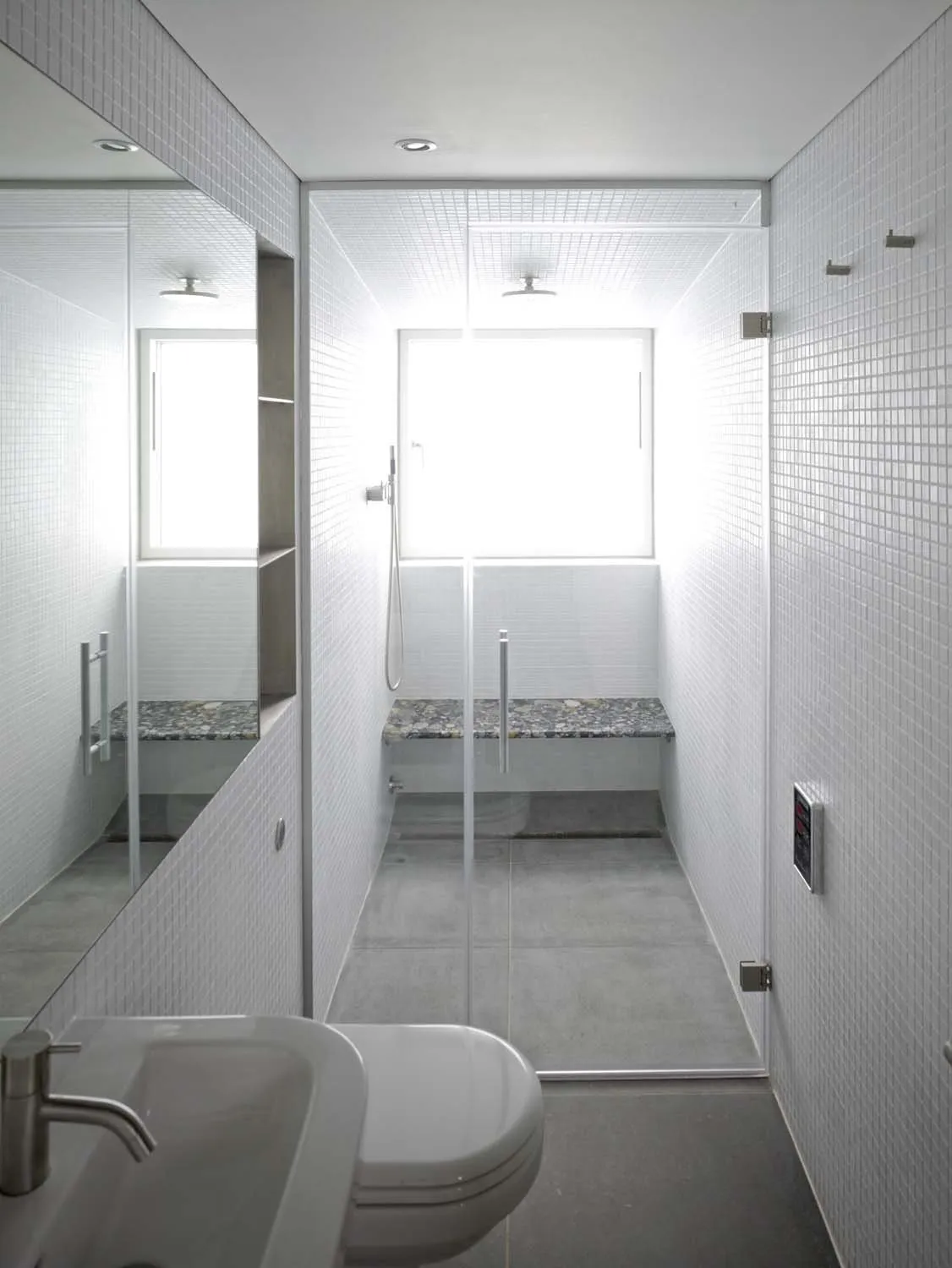 Sky House, Camden, NW1 &mdash; Bathroom